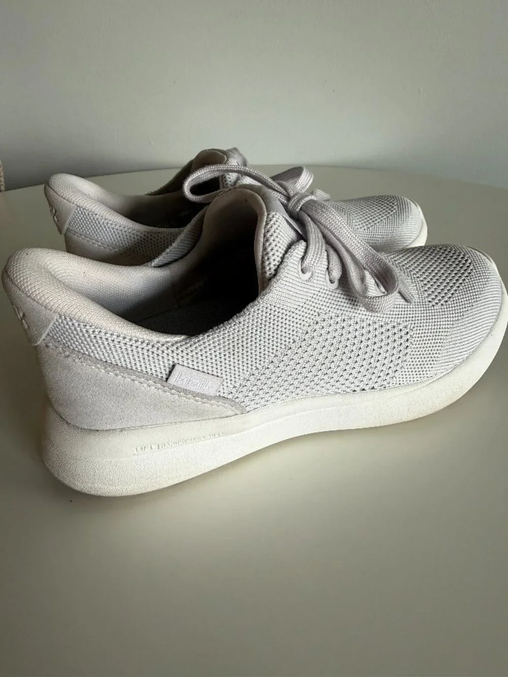 Brand New Kiziks, Size 6